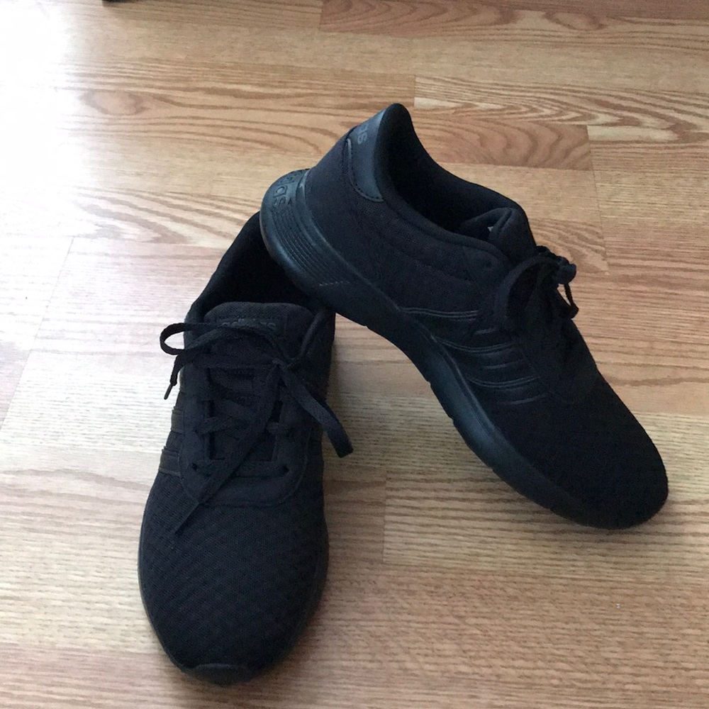 NWOT Black Adidas
